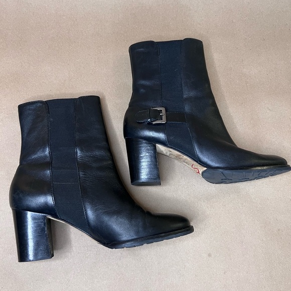 Cole Haan Black Genuine Leather Pull On Block Heel Almond Tor Ankle Boots Size 7 - Picture 4 of 9